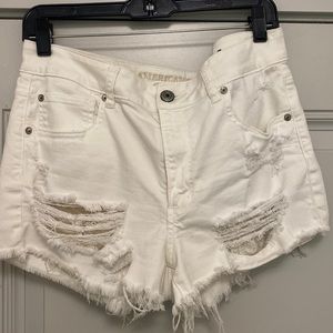 American eagle white shorts